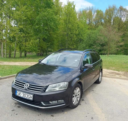 Volkswagen Passat cena 21000 przebieg: 335000, rok produkcji 2011 z Katowice małe 79